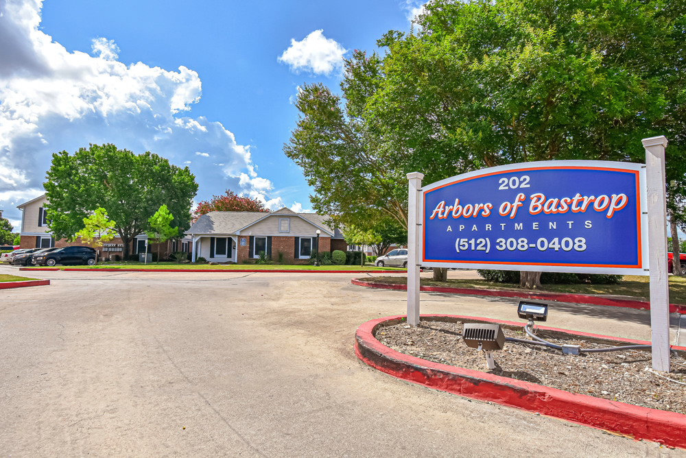 Apartments In Bastrop Tx Arbors Of Bastrop Apartment Homes 512 308 0408